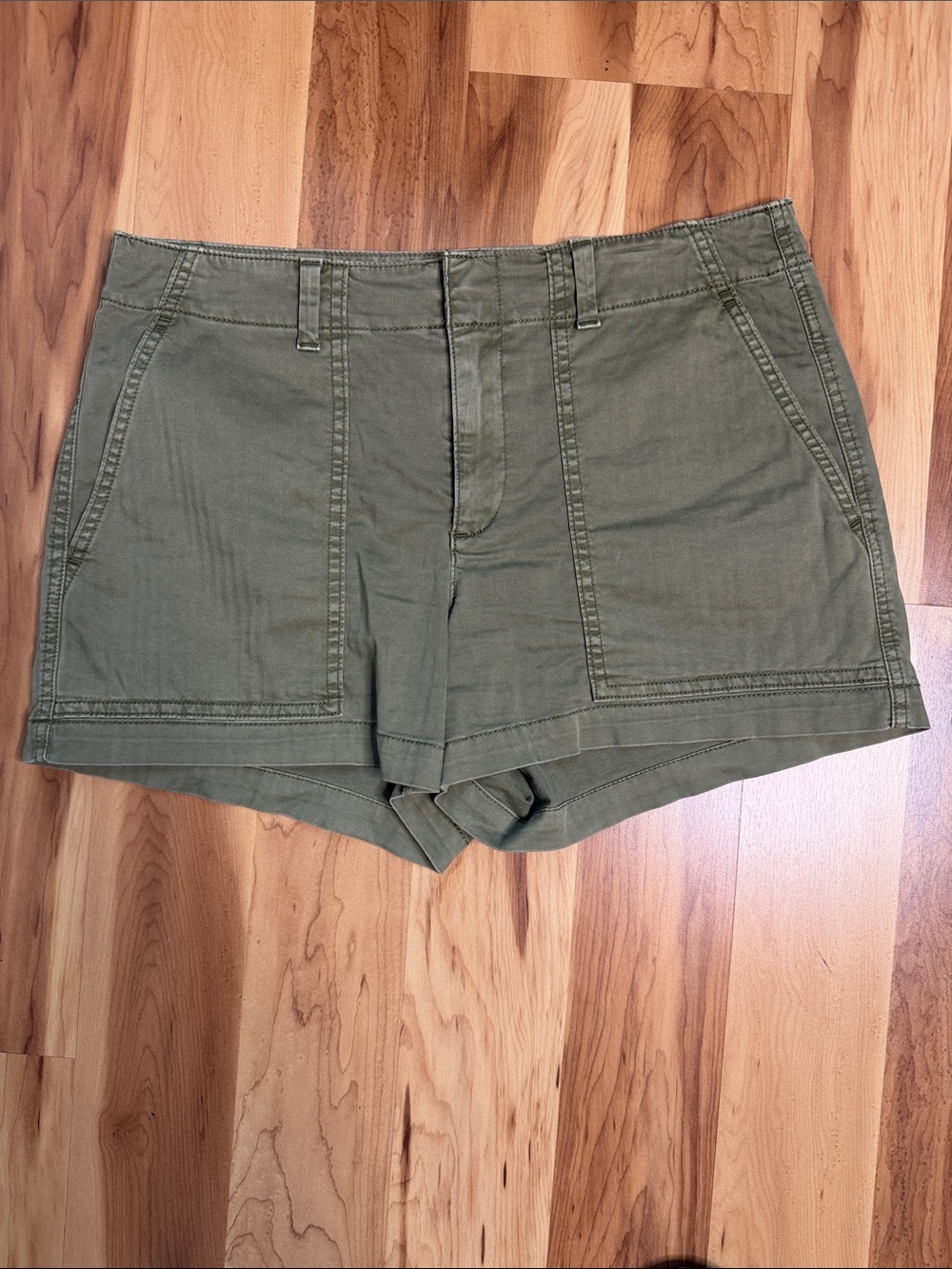 3 for $20 GAP City Shorts 3” Olive Green Utility Shorts Pockets High Waist 6